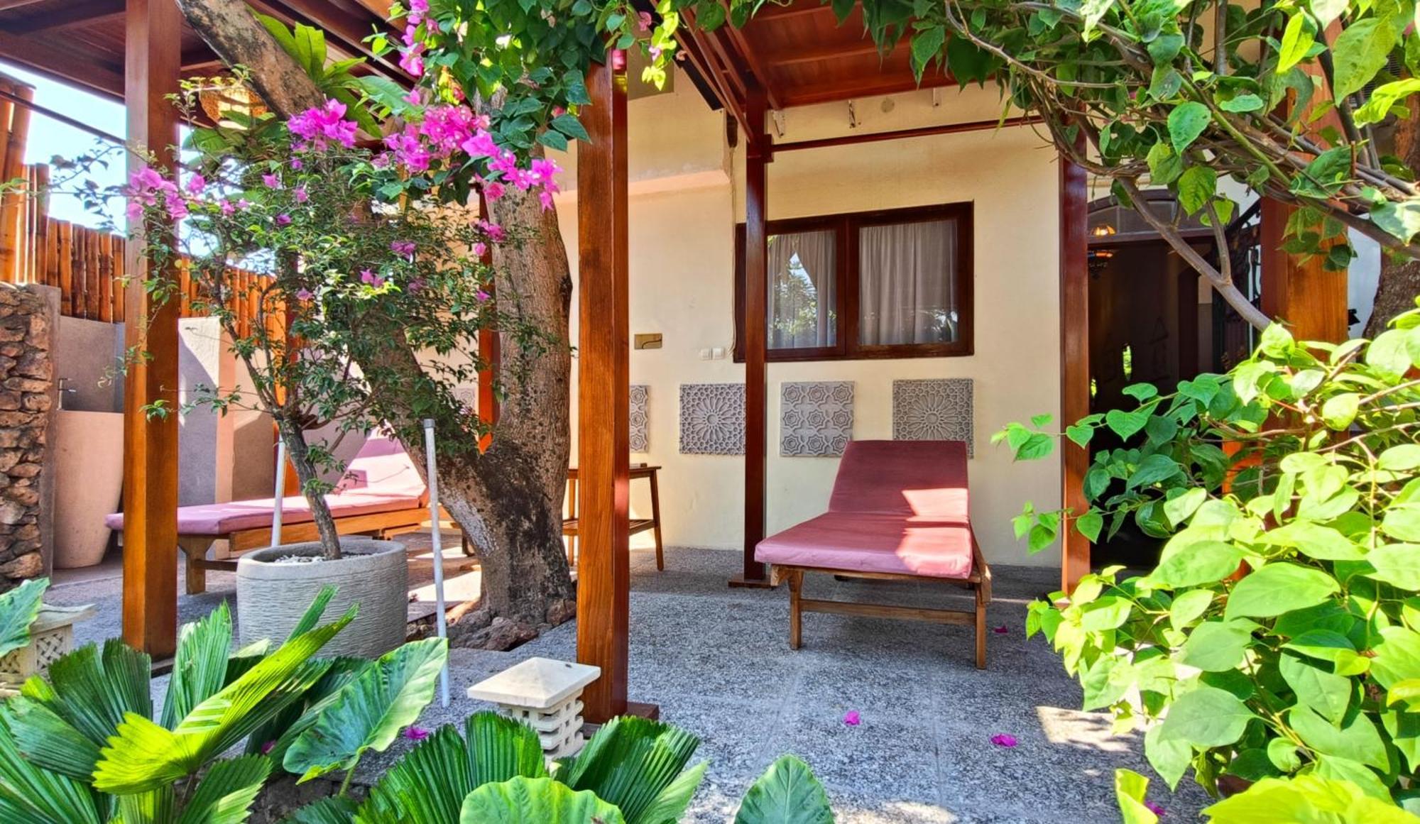 מלון Kuta  Dalai Tropical מראה חיצוני תמונה